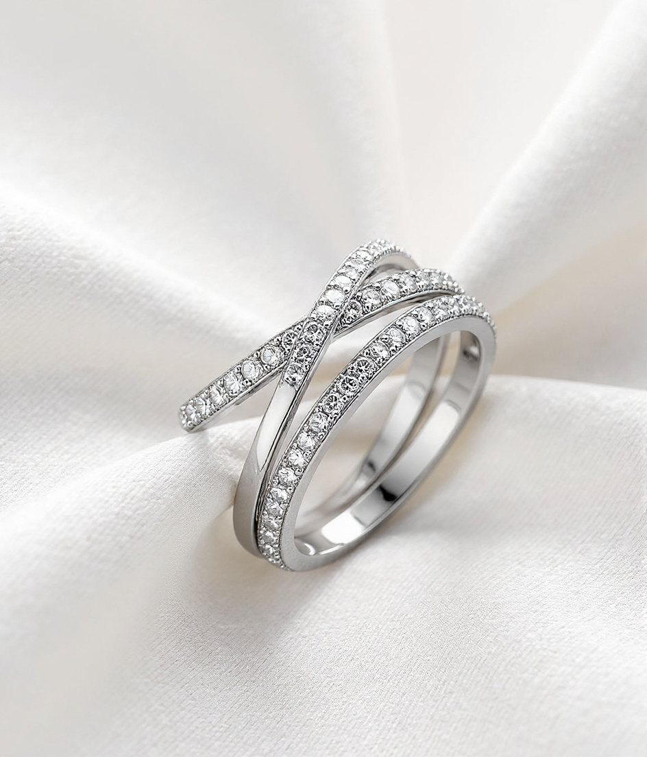 Three bands, one beautiful connection. ✨ Meet the Zelia Entwined Pavé Ring — thr